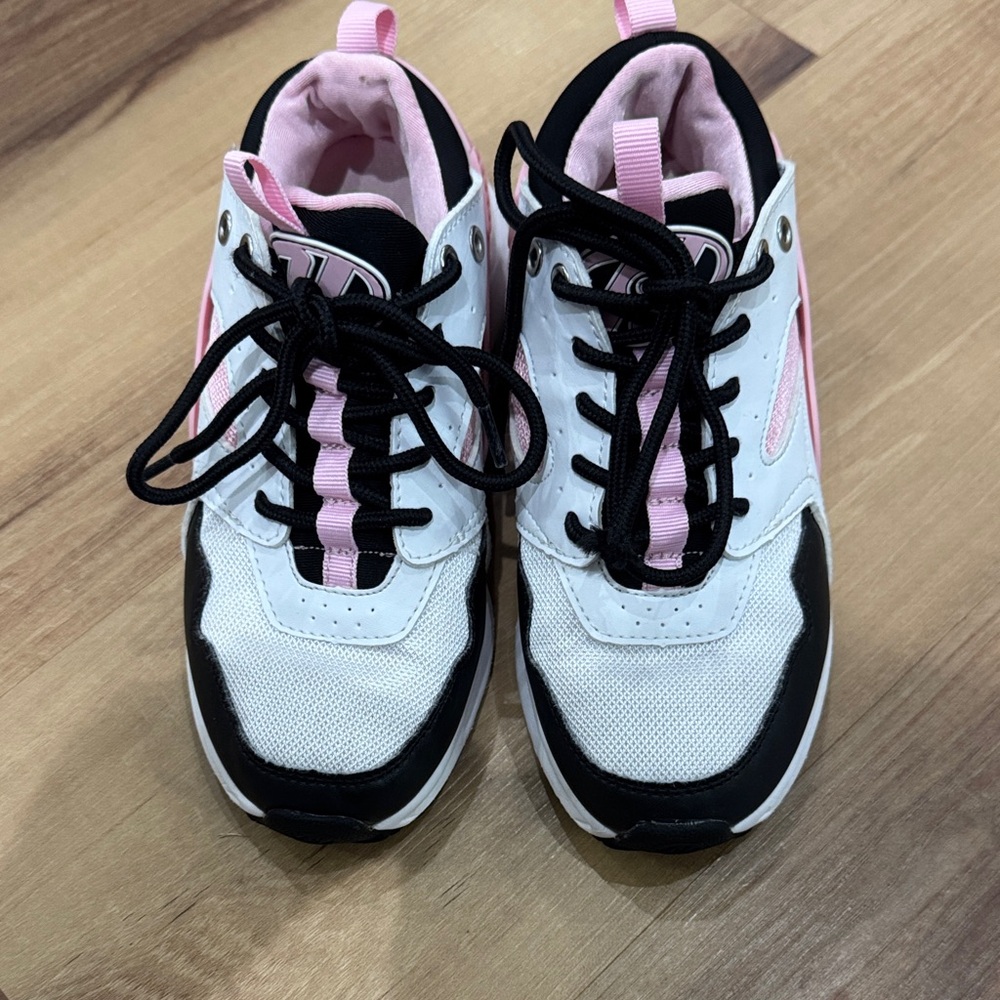 Heelys Kids Sneakers - Black, White, and Pink